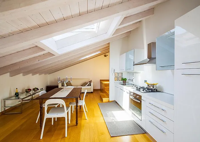 Apartament 23