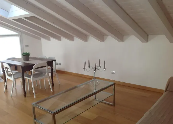 Apartment 23 Como